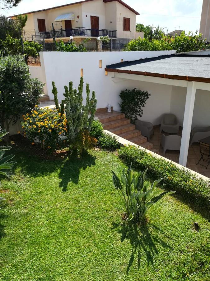 B&B Bianco Sale Rilievo Exterior foto